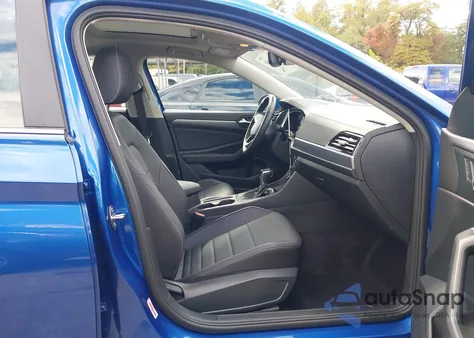 2024 Volkswagen Jetta 1.5T Se from USA, damaged, VIN 3VW7M7BU0RM075171